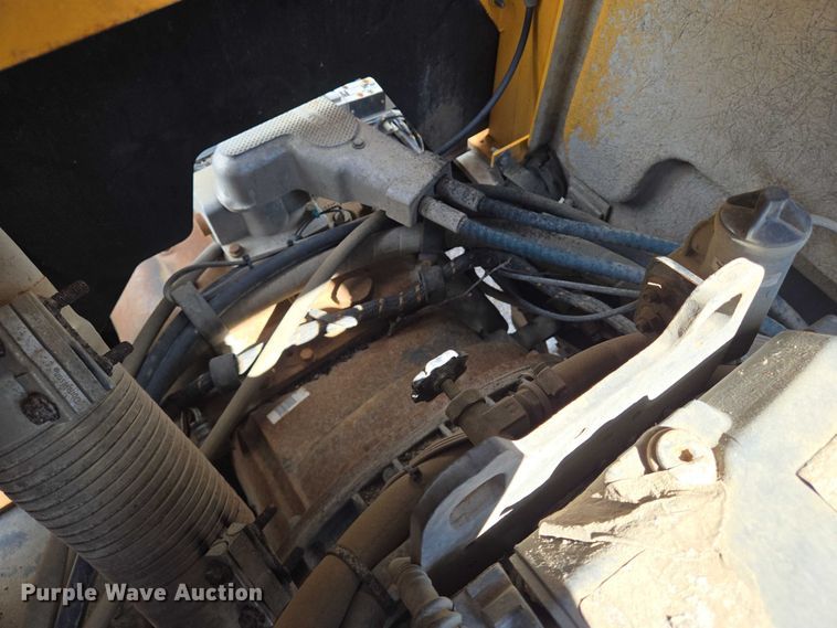 image for item EN8403 2009 Gradall XL 3100 III wheeled excavator