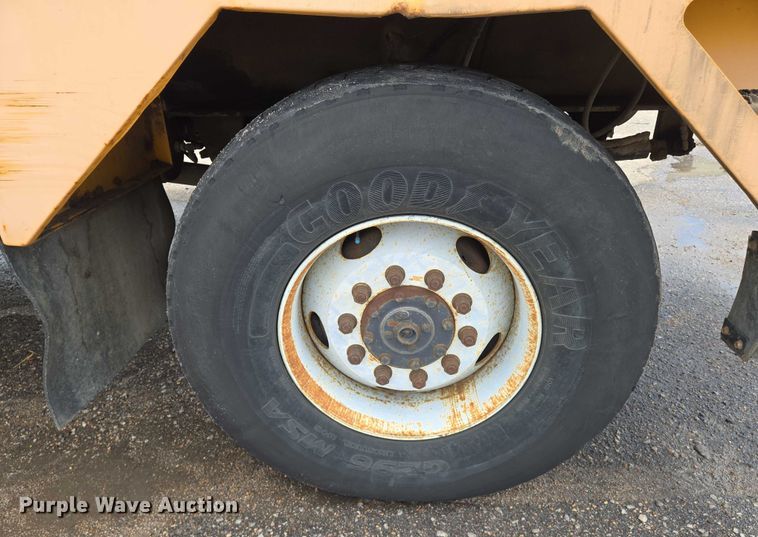 image for item EN8403 2009 Gradall XL 3100 III wheeled excavator