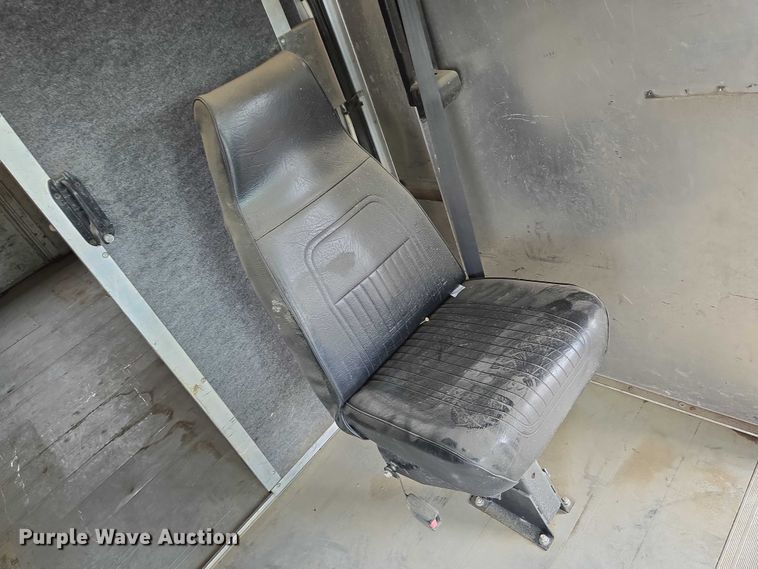 image for item EN8404 2013 Freightliner MT55 delivery truck