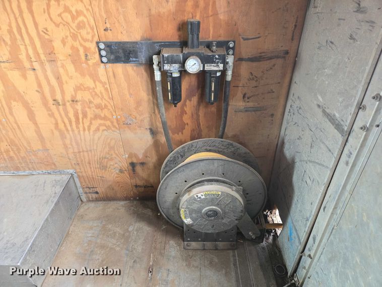 image for item EN8404 2013 Freightliner MT55 delivery truck