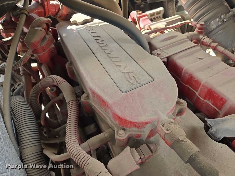 image for item EN8404 2013 Freightliner MT55 delivery truck