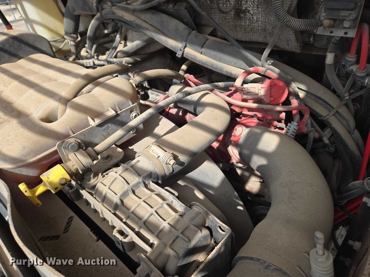 image for item EN8404 2013 Freightliner MT55 delivery truck