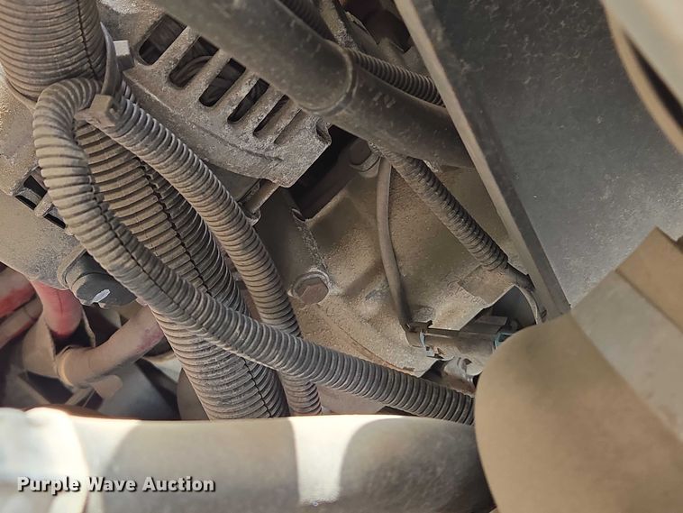 image for item EN8404 2013 Freightliner MT55 delivery truck