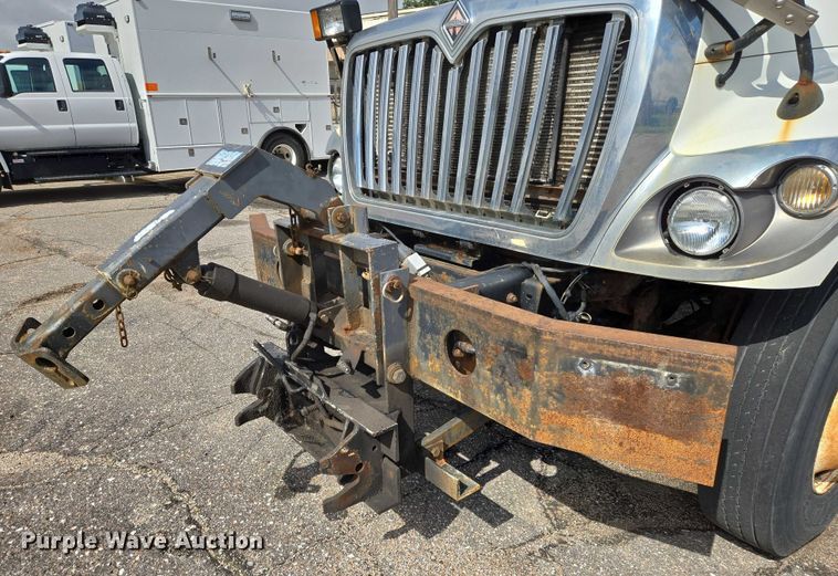 image for item EN8405 2008 International WorkStar 7400 dump truck