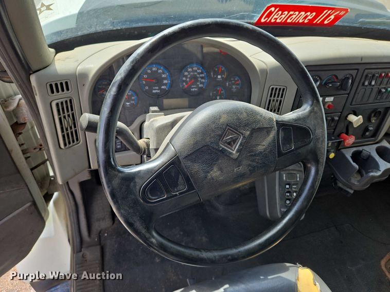 image for item EN8405 2008 International WorkStar 7400 dump truck