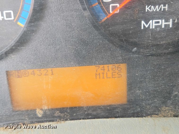 image for item EN8405 2008 International WorkStar 7400 dump truck