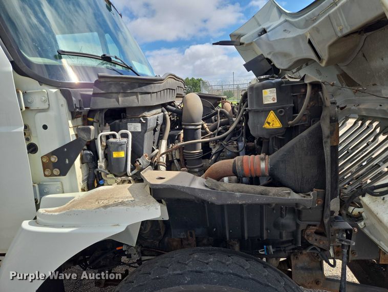 image for item EN8405 2008 International WorkStar 7400 dump truck