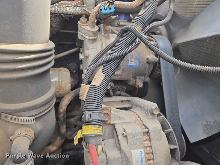 image for item EN8405 2008 International WorkStar 7400 dump truck