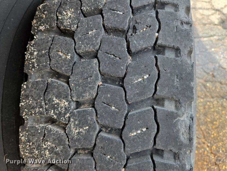 image for item EN8405 2008 International WorkStar 7400 dump truck