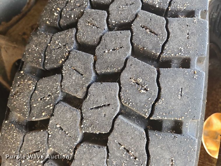 image for item EN8405 2008 International WorkStar 7400 dump truck