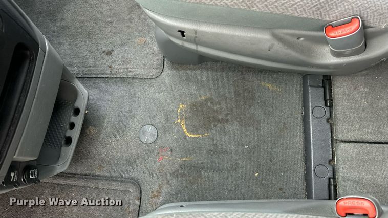 image for item EN8406 2007 Dodge Grand Caravan van