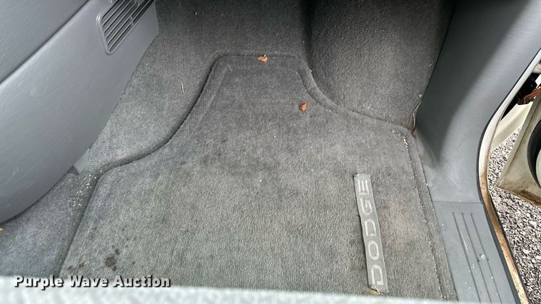 image for item EN8406 2007 Dodge Grand Caravan van