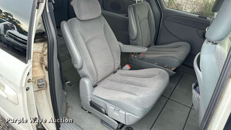 image for item EN8406 2007 Dodge Grand Caravan van