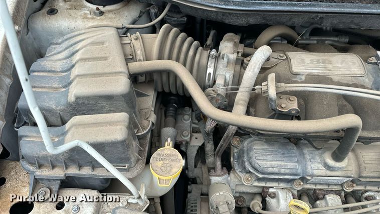 image for item EN8406 2007 Dodge Grand Caravan van