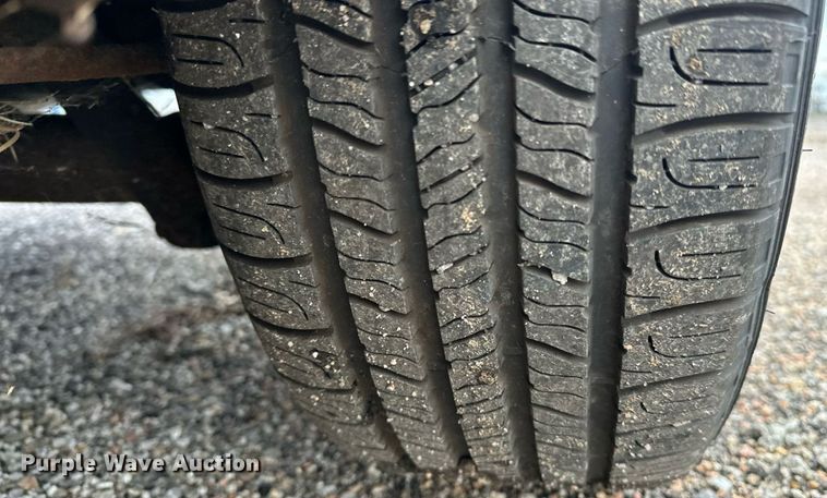 image for item EN8406 2007 Dodge Grand Caravan van