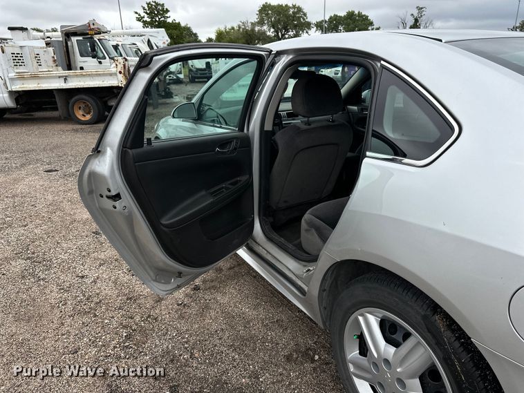 image for item EN8407 2013 Chevrolet Impala Police Cruiser   