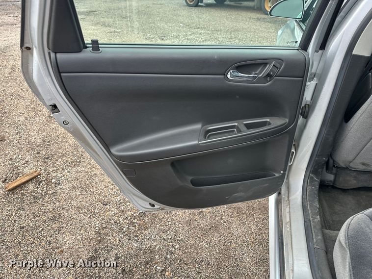 image for item EN8407 2013 Chevrolet Impala Police Cruiser   