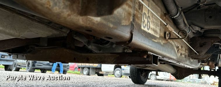 image for item EN8409 2010 Chevrolet Silverado 2500HD utility bed pickup truck