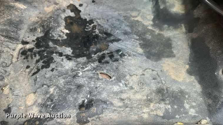 image for item EN8409 2010 Chevrolet Silverado 2500HD utility bed pickup truck