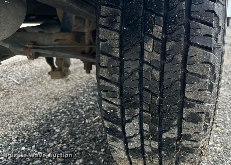 image for item EN8409 2010 Chevrolet Silverado 2500HD utility bed pickup truck