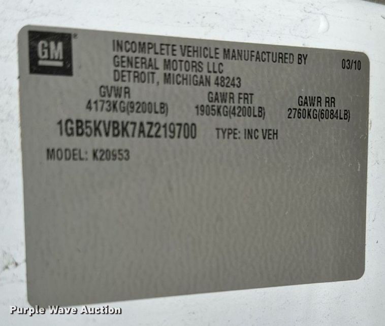 image for item EN8409 2010 Chevrolet Silverado 2500HD utility bed pickup truck