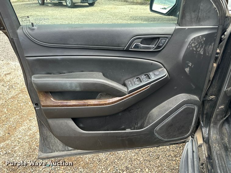 image for item EN8410 2016 Chevrolet Tahoe Police SUV