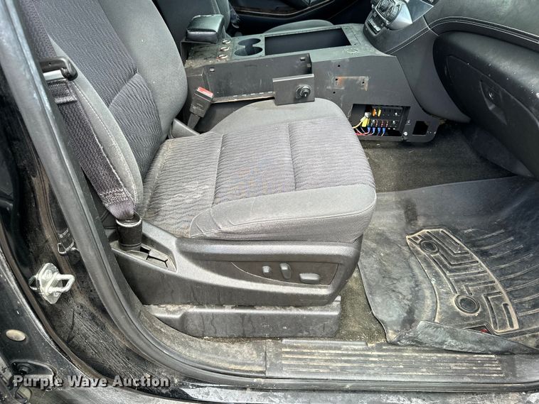 image for item EN8410 2016 Chevrolet Tahoe Police SUV