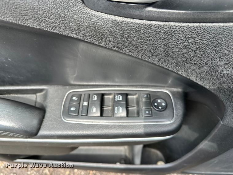 image for item EN8412 2017 Dodge Charger Police 