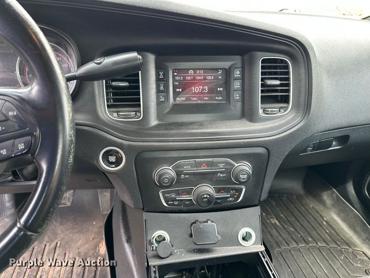 image for item EN8412 2017 Dodge Charger Police 