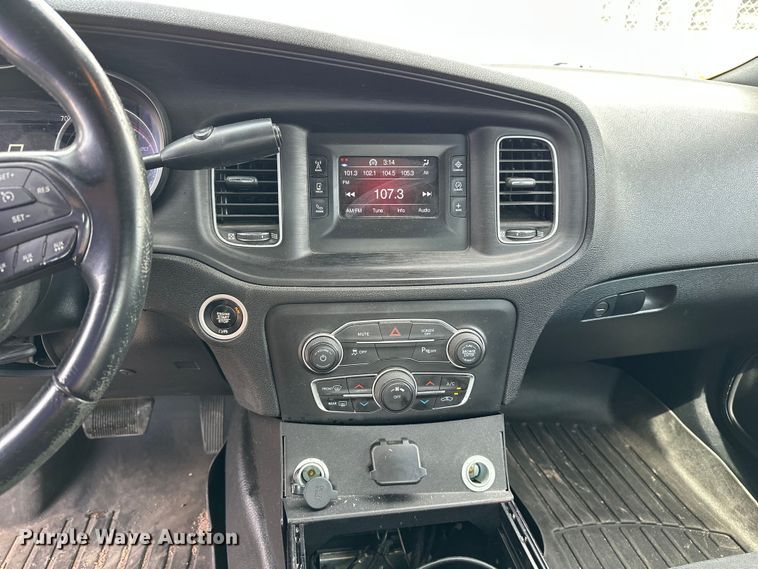 image for item EN8412 2017 Dodge Charger Police 