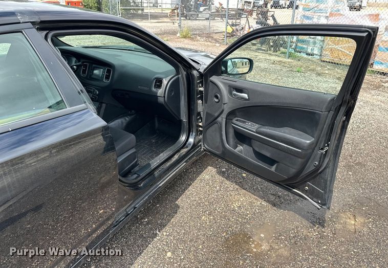 image for item EN8412 2017 Dodge Charger Police 