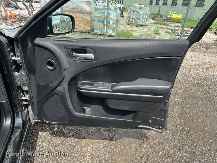 image for item EN8412 2017 Dodge Charger Police 