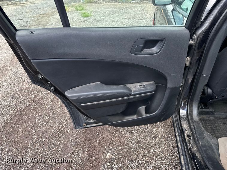 image for item EN8412 2017 Dodge Charger Police 