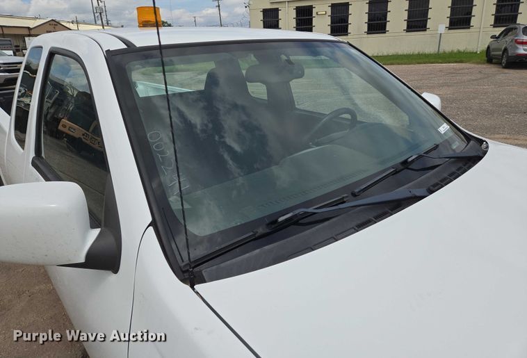 image for item EN8416 2010 Chevrolet Colorado Ext. Cab pickup truck