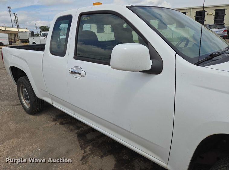 image for item EN8416 2010 Chevrolet Colorado Ext. Cab pickup truck