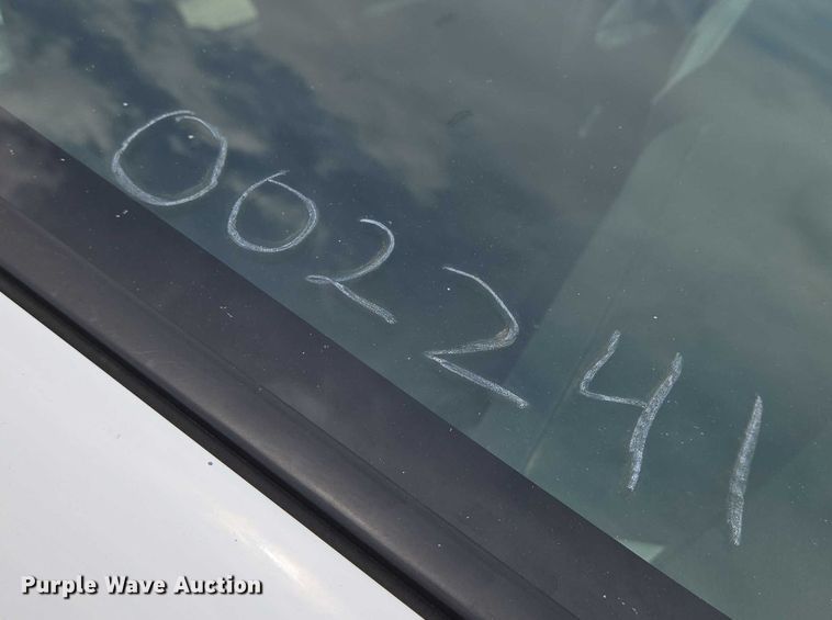 image for item EN8416 2010 Chevrolet Colorado Ext. Cab pickup truck