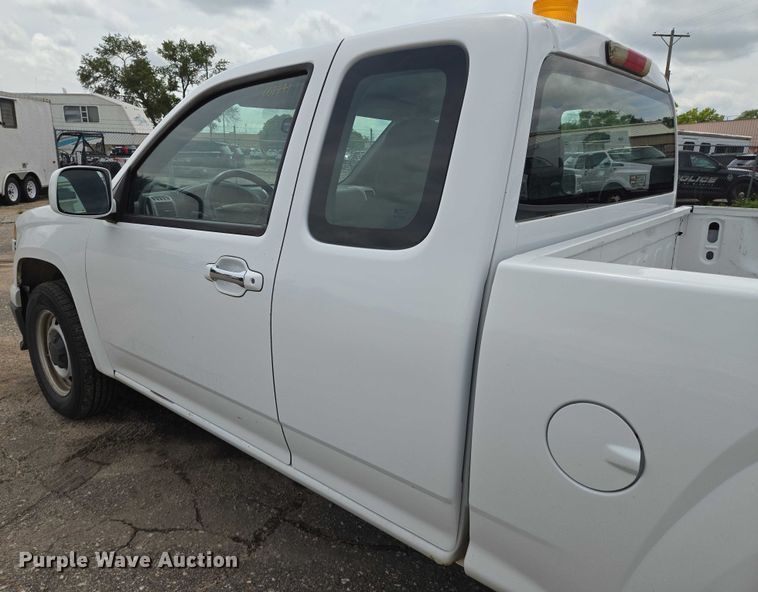 image for item EN8416 2010 Chevrolet Colorado Ext. Cab pickup truck