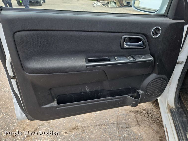 image for item EN8416 2010 Chevrolet Colorado Ext. Cab pickup truck