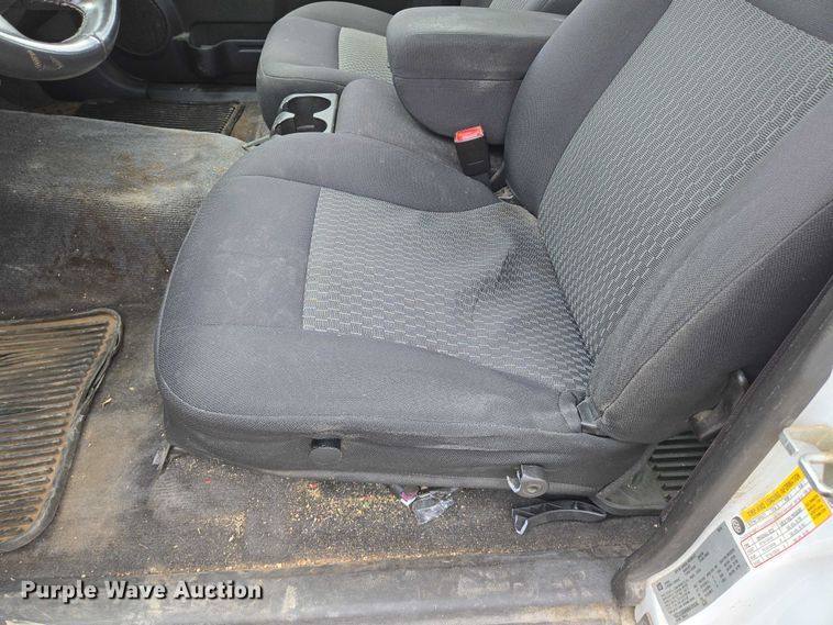 image for item EN8416 2010 Chevrolet Colorado Ext. Cab pickup truck