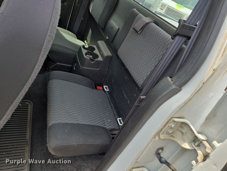 image for item EN8416 2010 Chevrolet Colorado Ext. Cab pickup truck