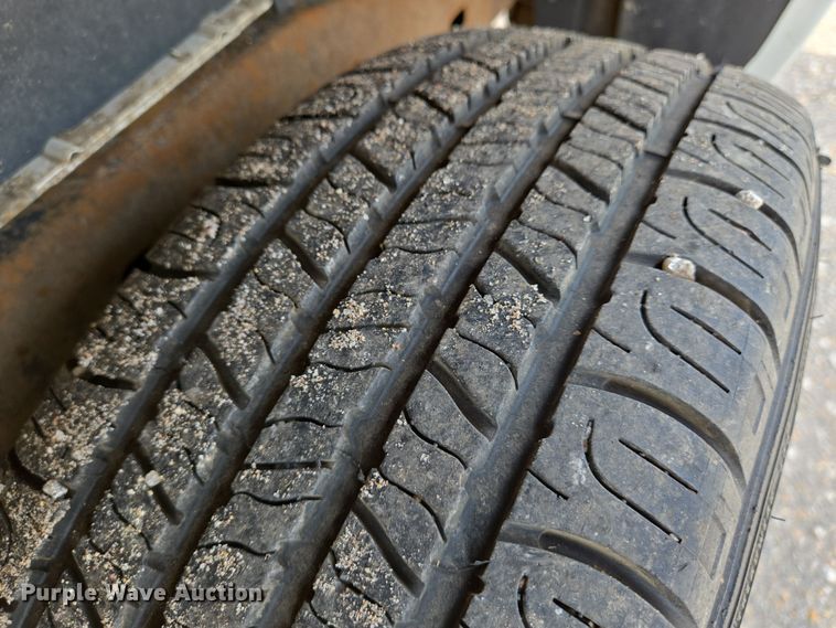 image for item EN8416 2010 Chevrolet Colorado Ext. Cab pickup truck