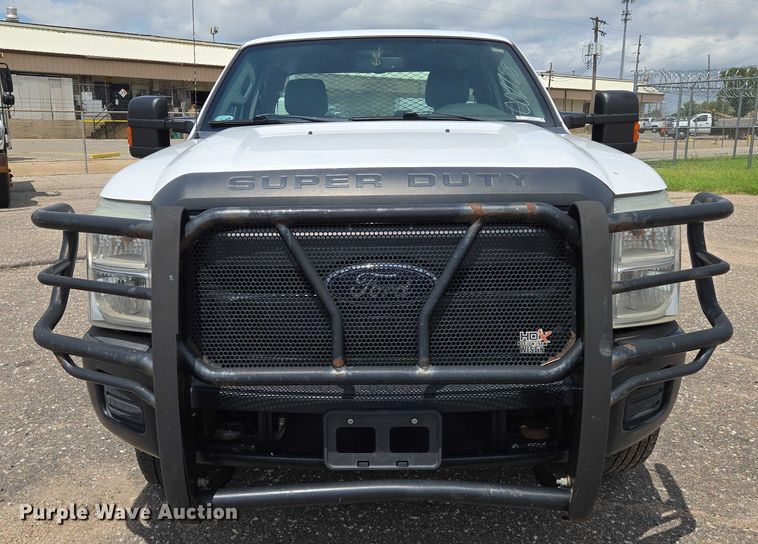 image for item EN8417 2014 Ford F250 Super Duty SuperCab utility bed pickup truck