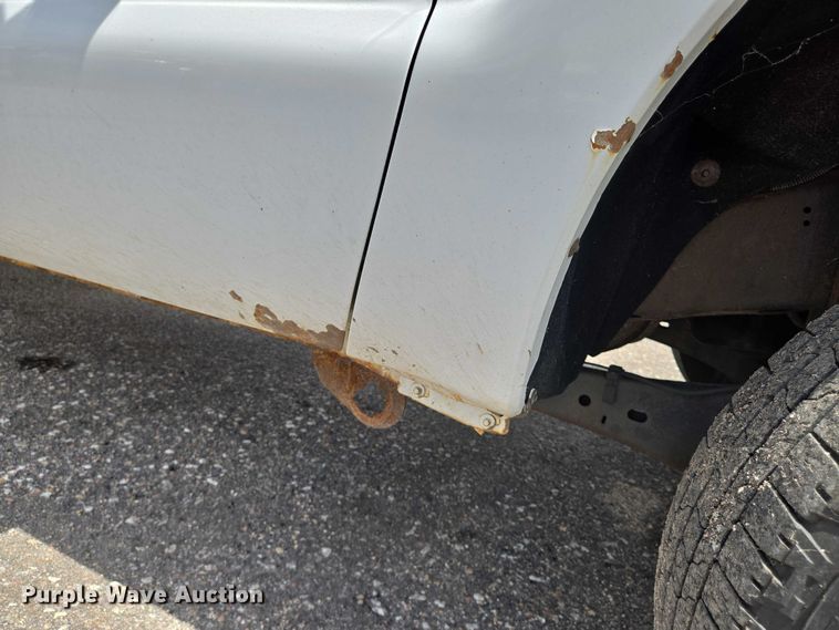 image for item EN8417 2014 Ford F250 Super Duty SuperCab utility bed pickup truck