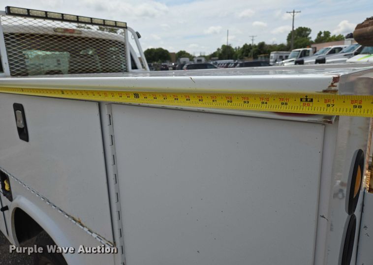 image for item EN8417 2014 Ford F250 Super Duty SuperCab utility bed pickup truck