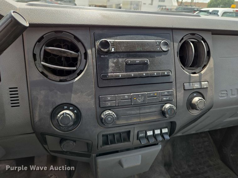 image for item EN8417 2014 Ford F250 Super Duty SuperCab utility bed pickup truck