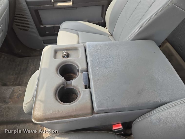 image for item EN8417 2014 Ford F250 Super Duty SuperCab utility bed pickup truck