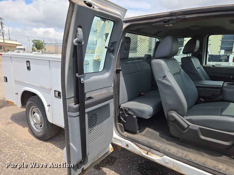 image for item EN8417 2014 Ford F250 Super Duty SuperCab utility bed pickup truck