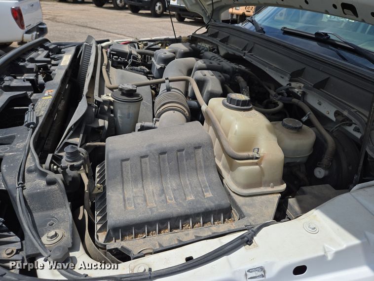 image for item EN8417 2014 Ford F250 Super Duty SuperCab utility bed pickup truck