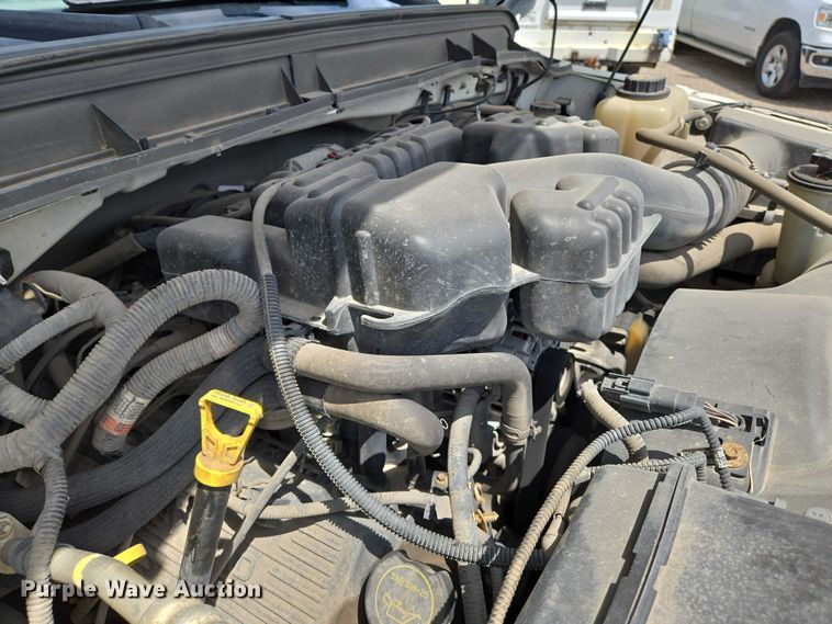 image for item EN8417 2014 Ford F250 Super Duty SuperCab utility bed pickup truck