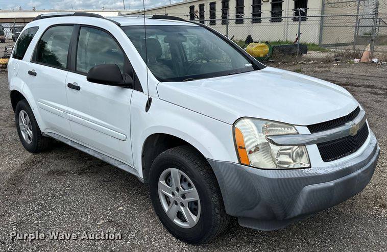 image for item EN8418 2005 Chevrolet Equinox SUV